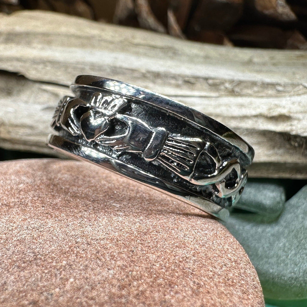 Celtic Claddagh Band Ring