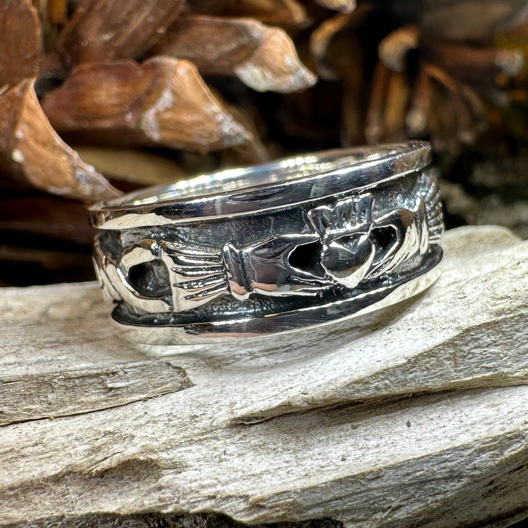 Celtic Claddagh Band Ring