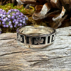 Shamrock Band Ring