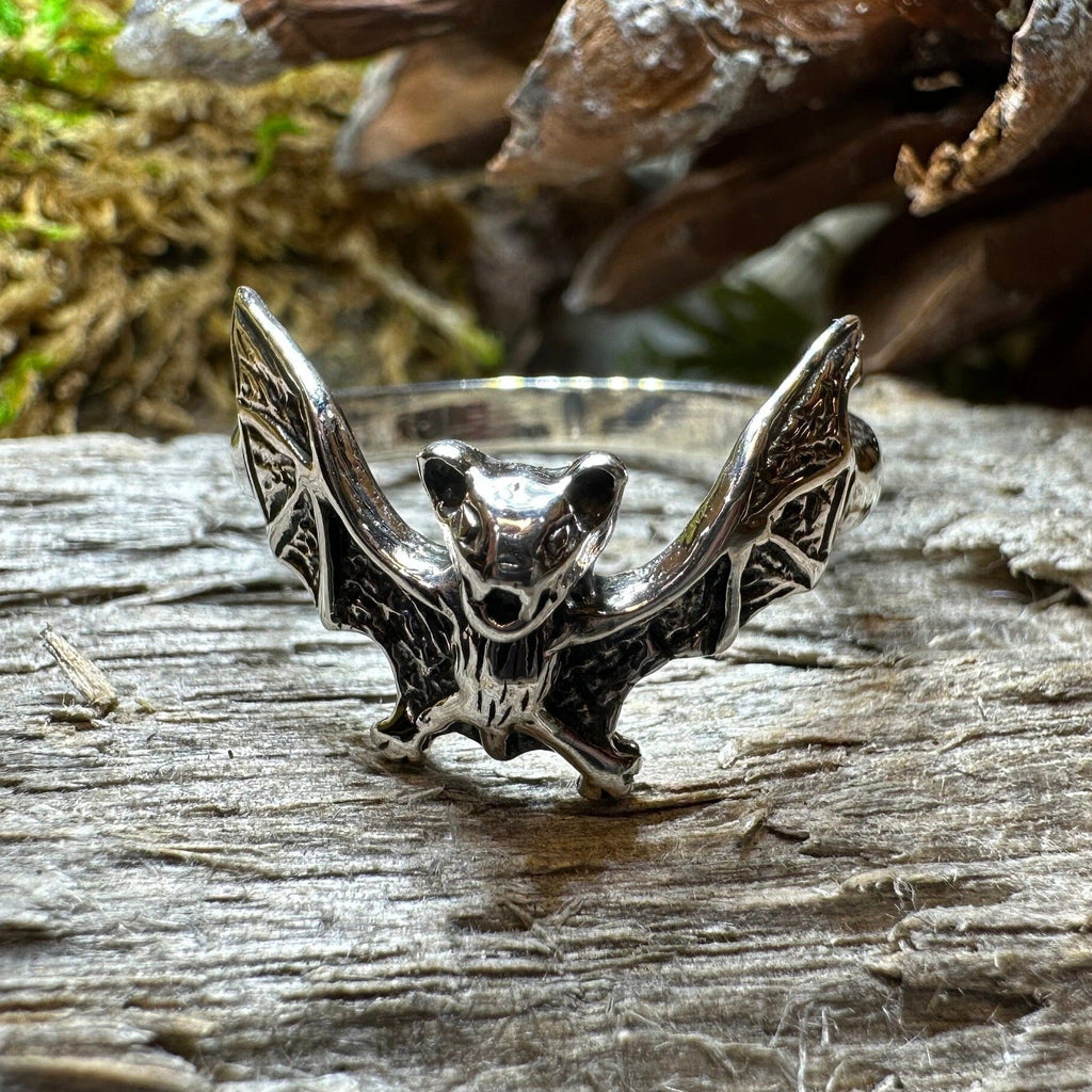 Gothic Realistic Bat Ring