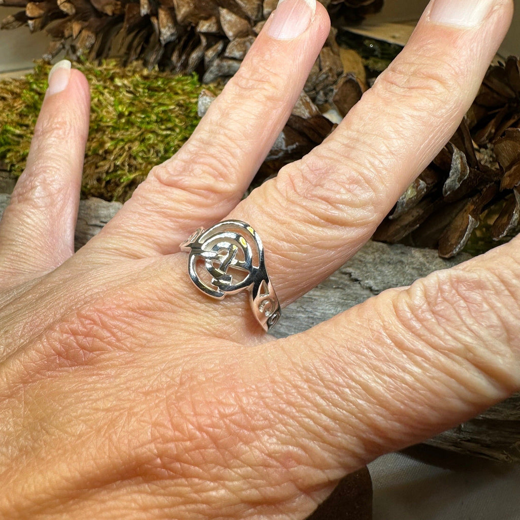Cyrilla Celtic Knot Ring