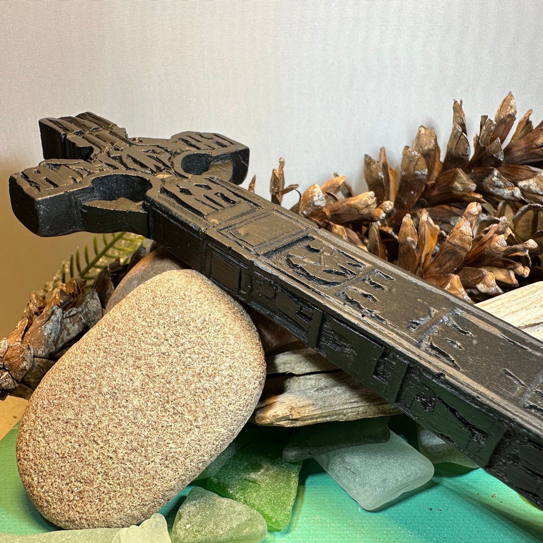 Ardboe Celtic Cross Turf Statue