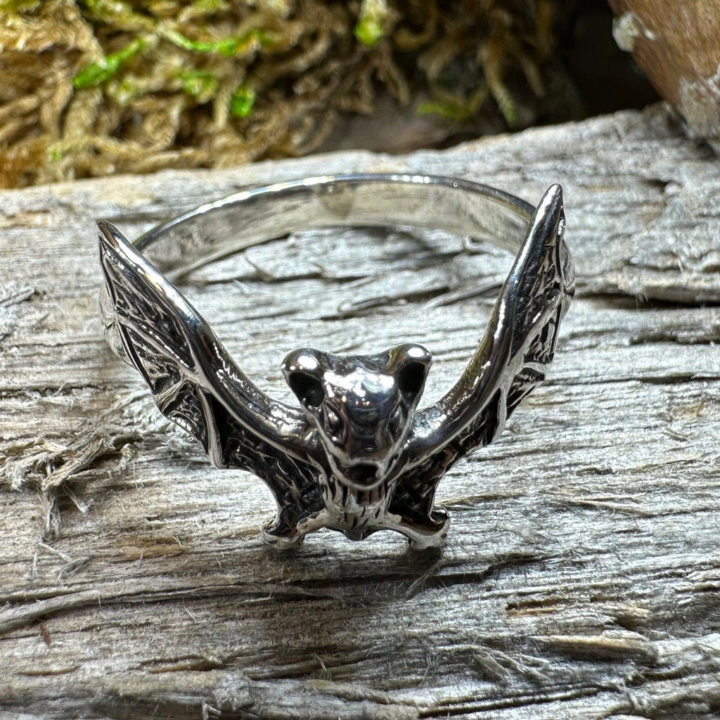 Gothic Realistic Bat Ring