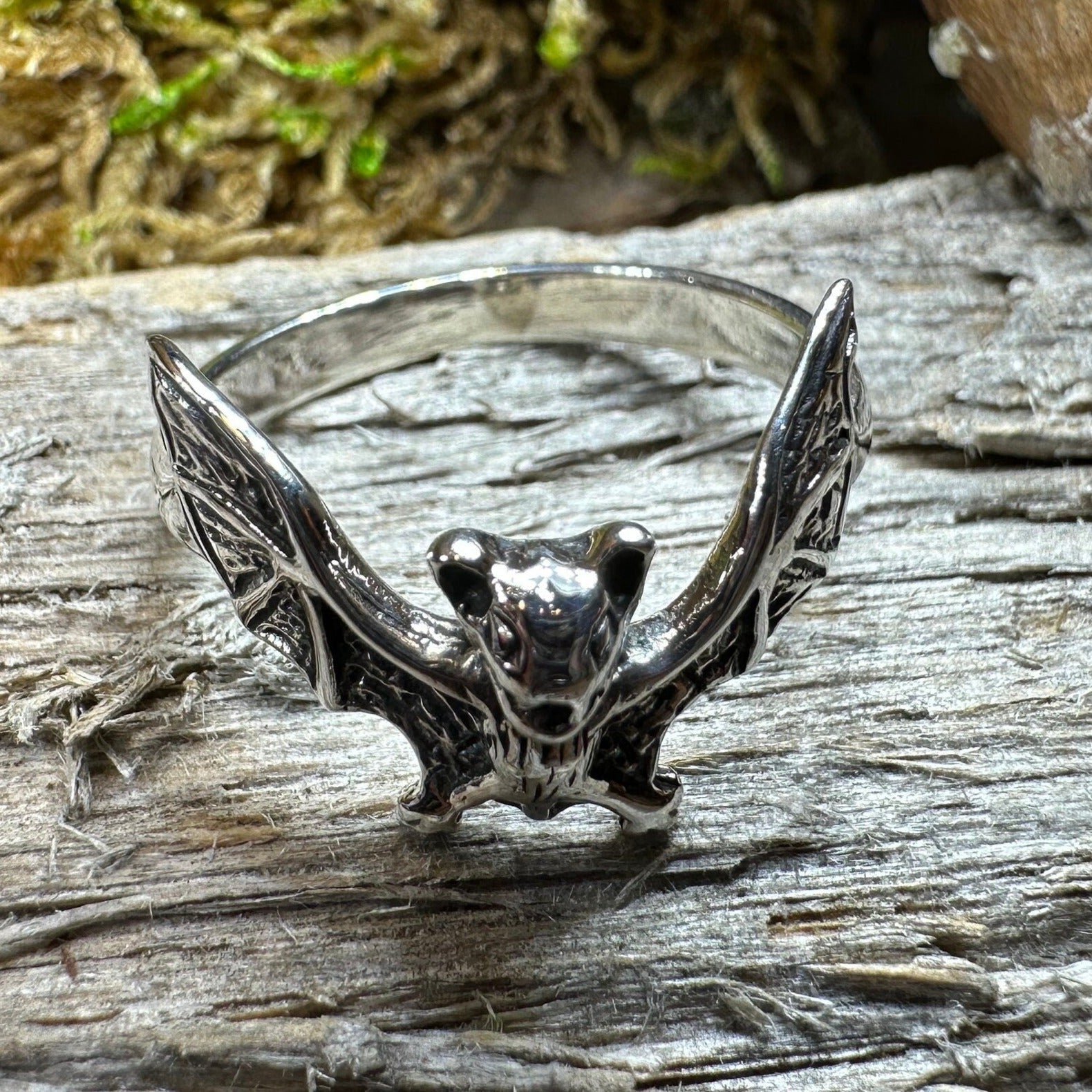 Gothic Realistic Bat Ring