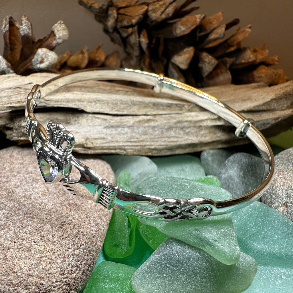 Knotwork Claddagh Bangle Bracelet