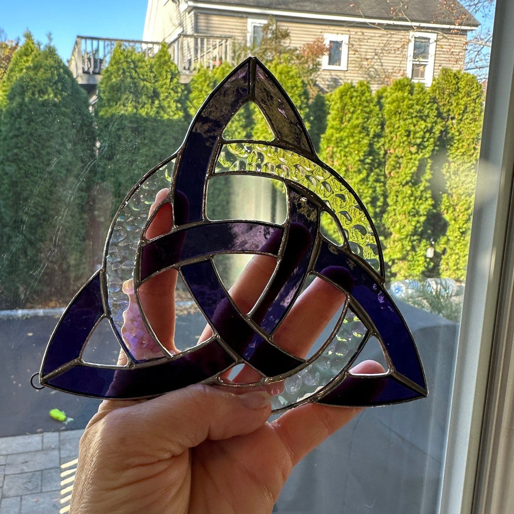 Trinity Knot Stained Glass Suncatcher