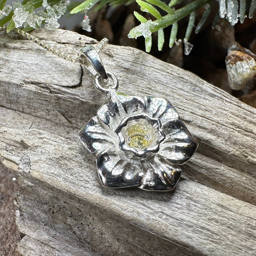 Welsh Daffodil Necklace