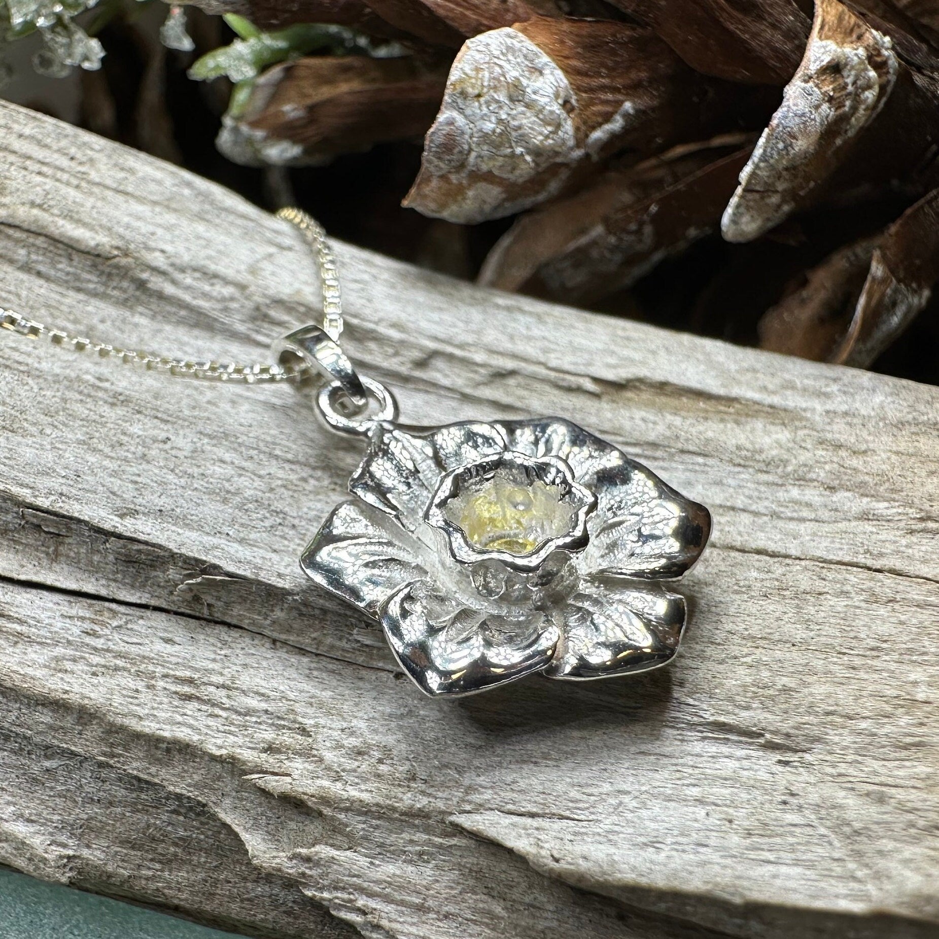 Welsh Daffodil Necklace