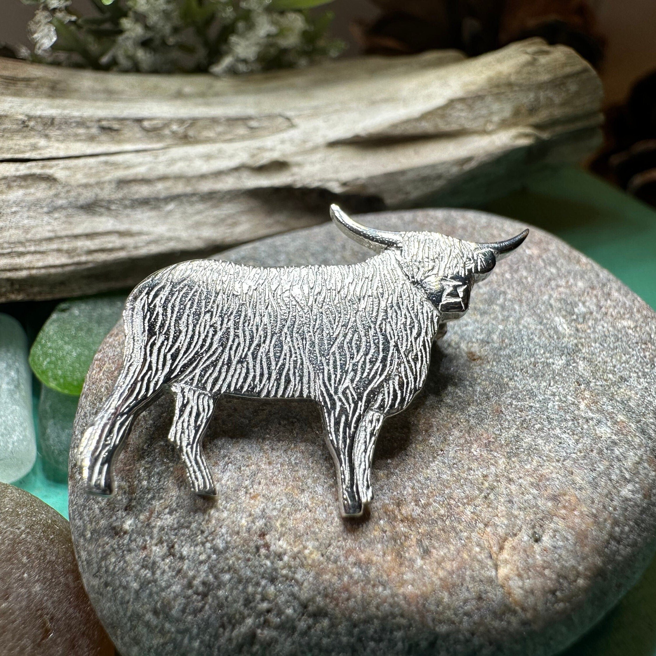 Realistic Highland Cow Brooch
