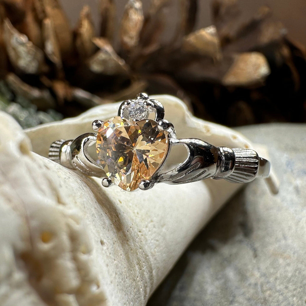 Champagne Toast Claddagh Ring