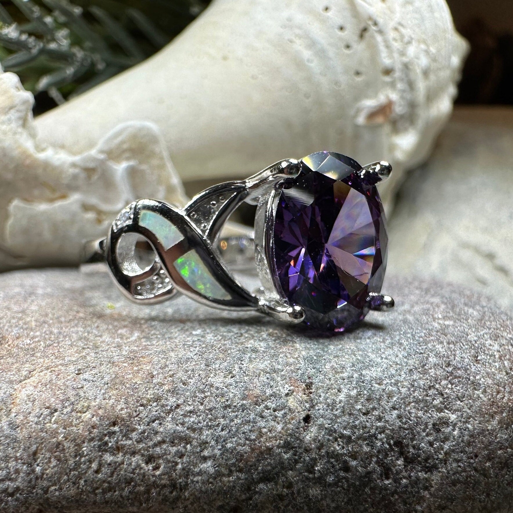 Boinne Opal Celtic Ring