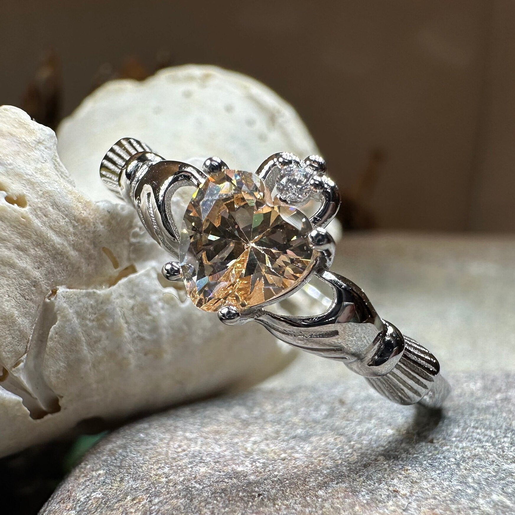 Champagne Toast Claddagh Ring