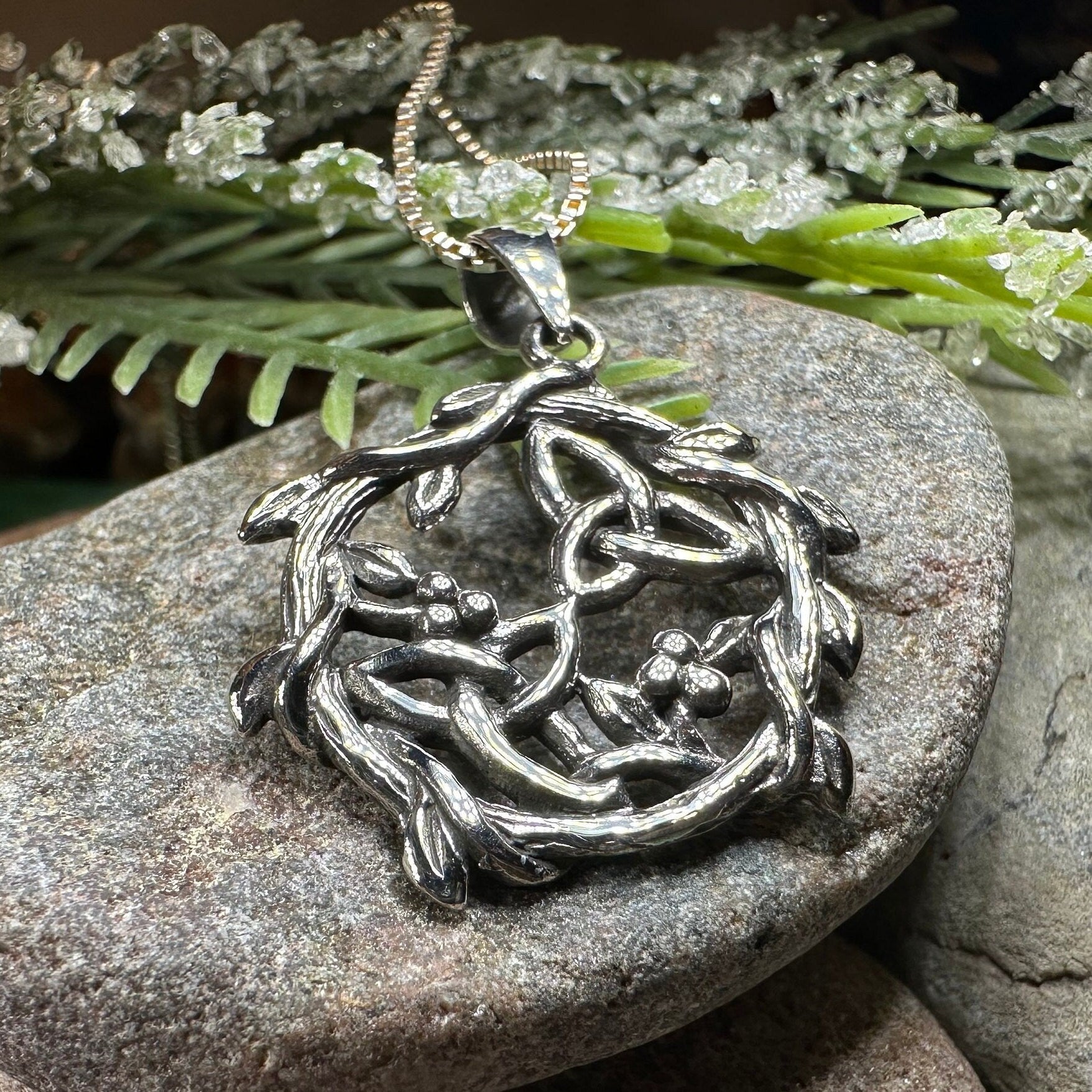 Mistletoe Trinity Knot Necklace