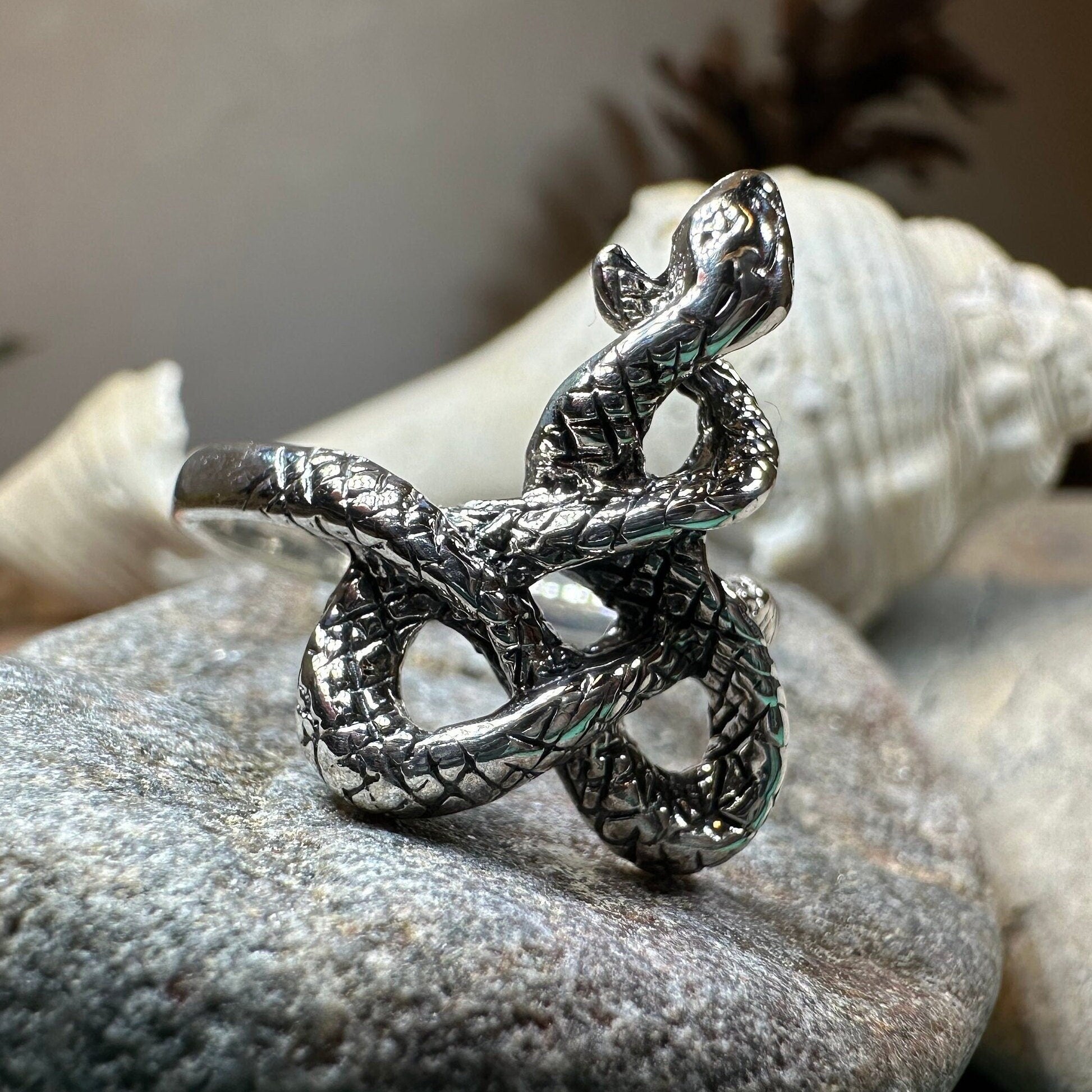 Crynoch Celtic Snake Ring