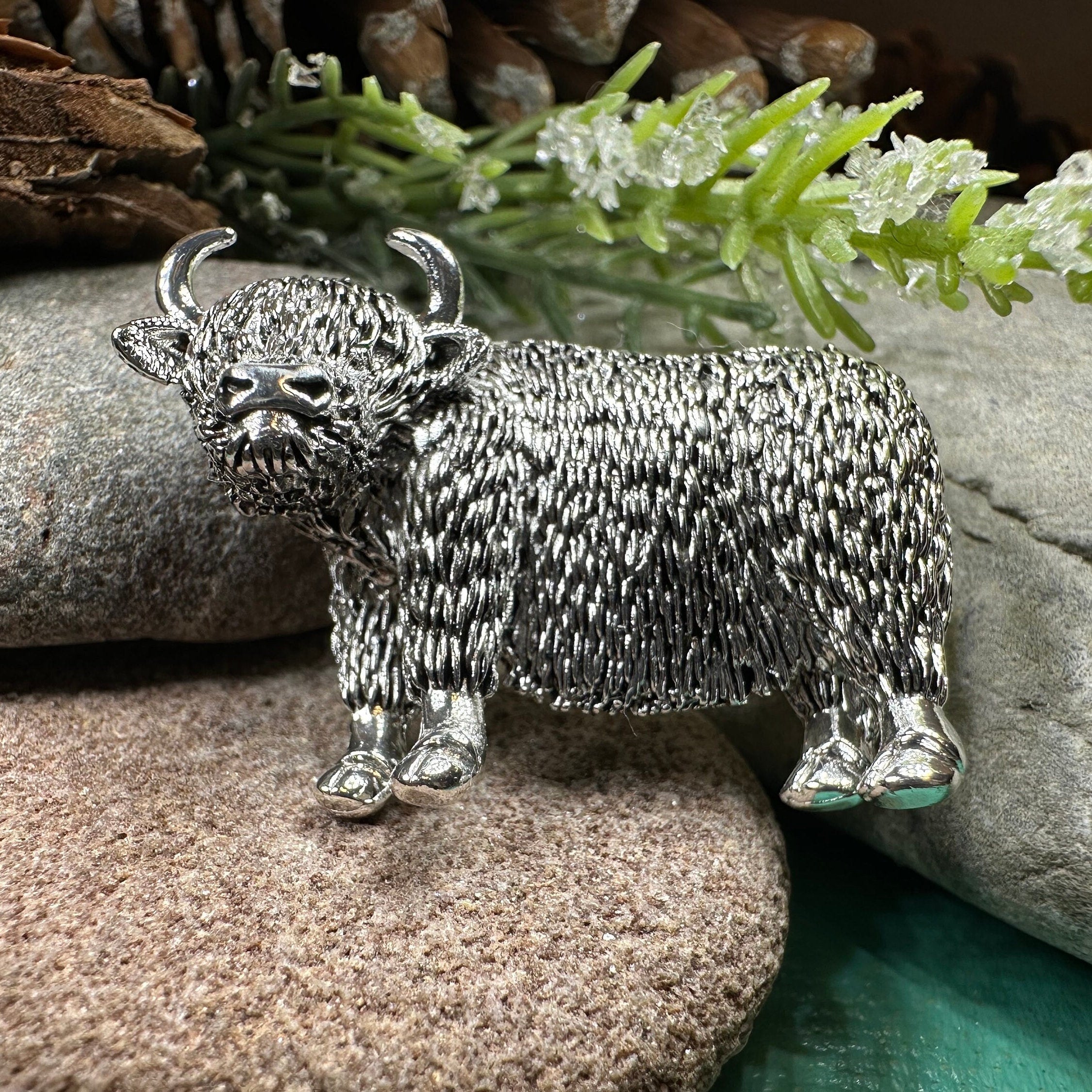 Harold the Highland Cow Brooch