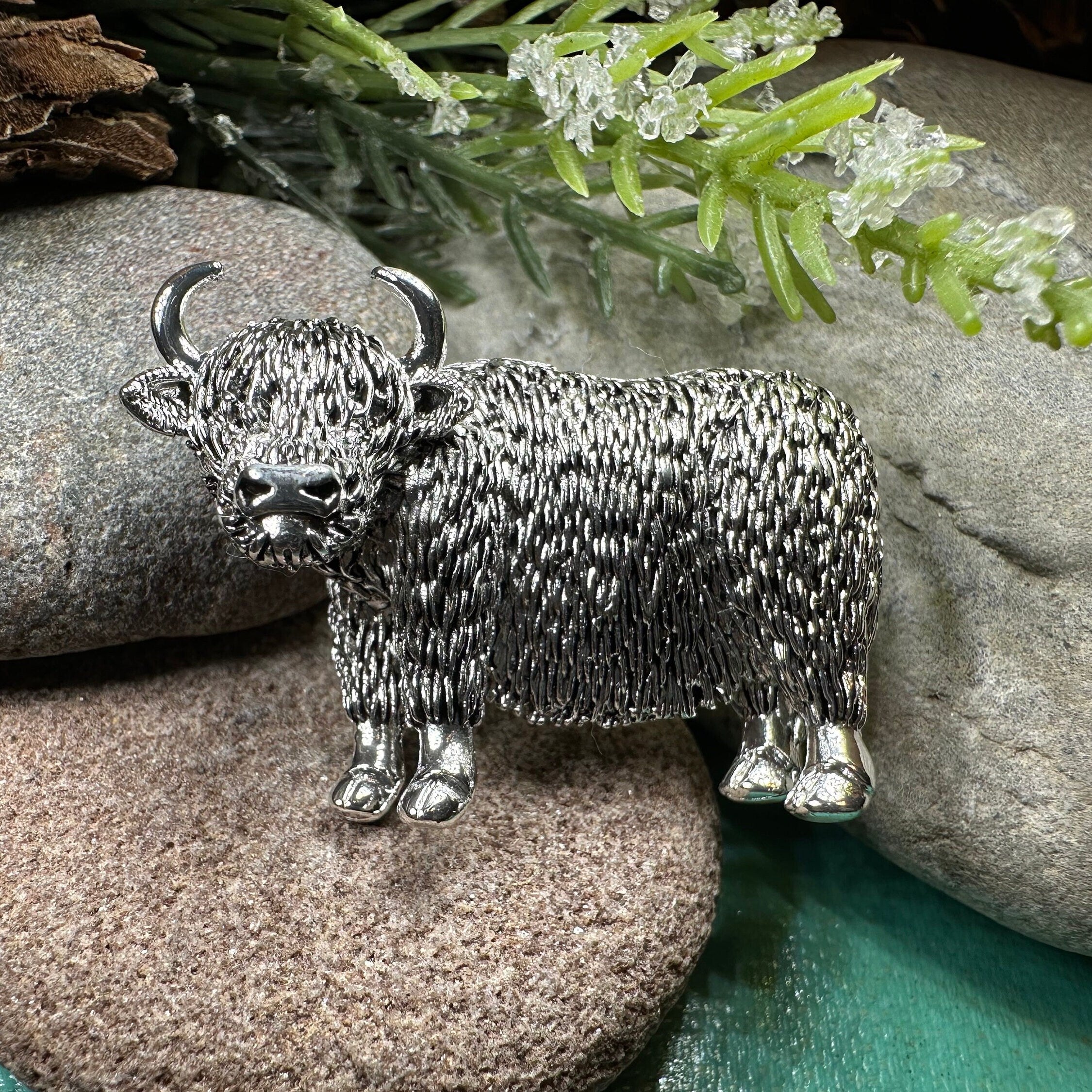 Harold the Highland Cow Brooch