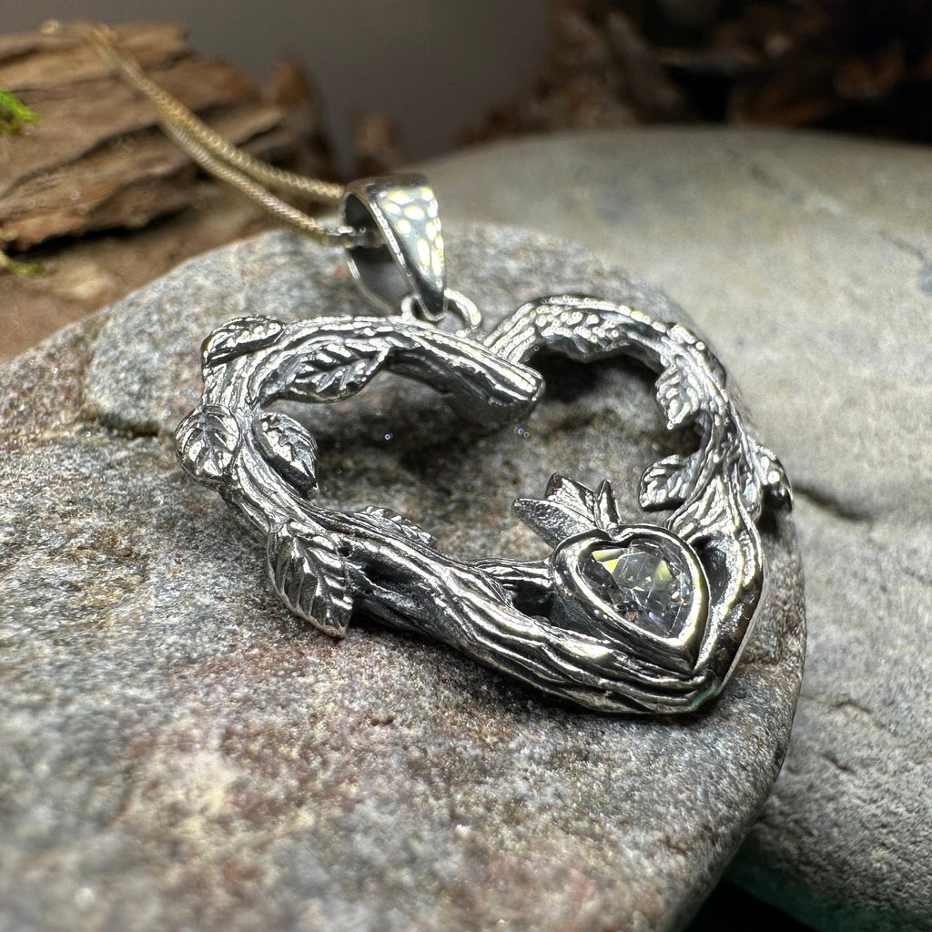 Folklore Claddagh Necklace