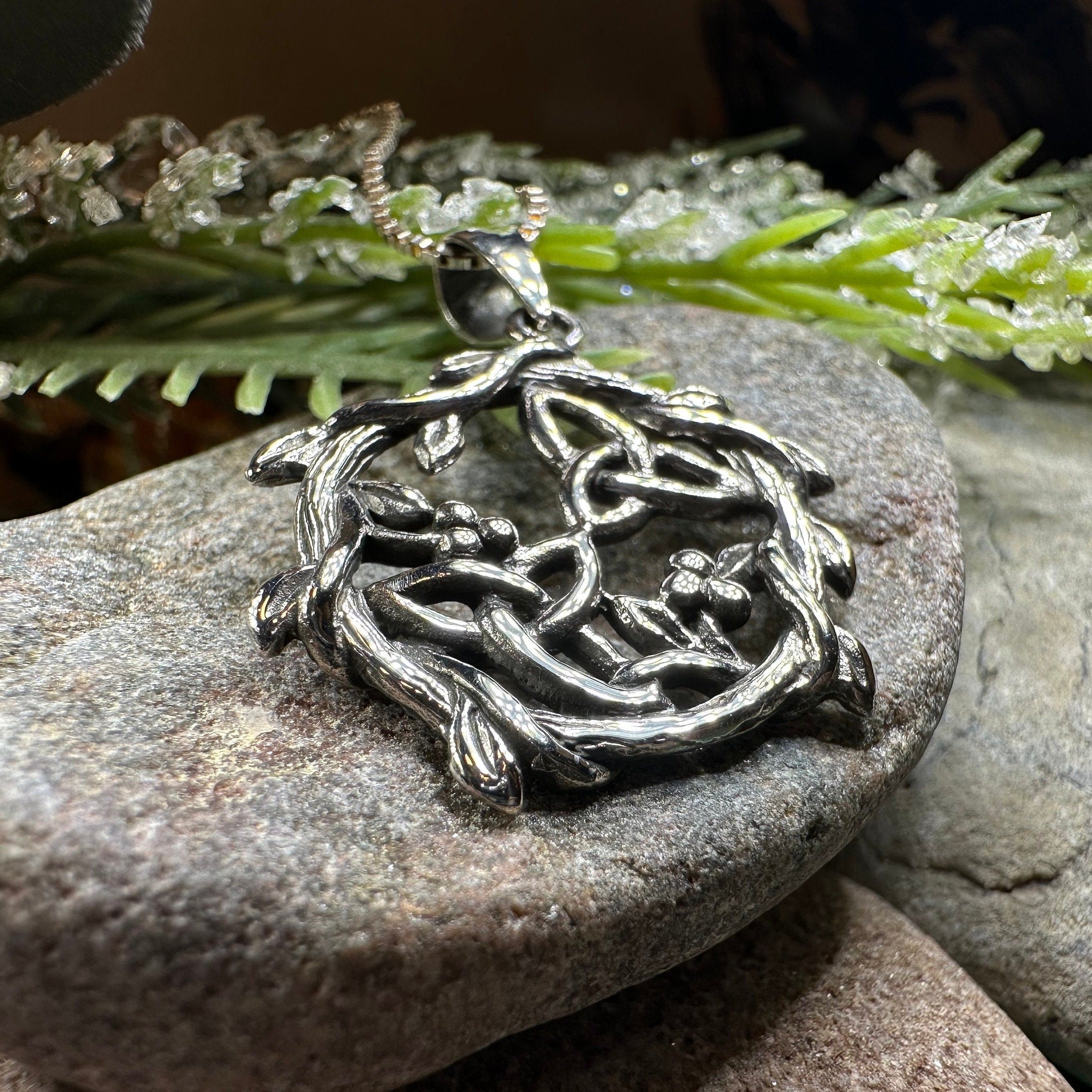 Mistletoe Trinity Knot Necklace