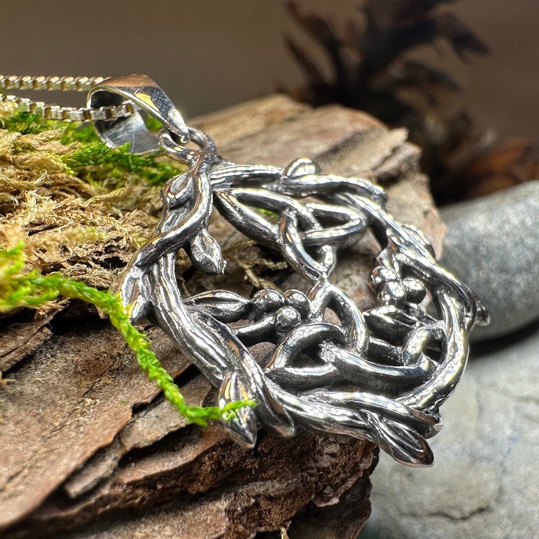 Mistletoe Trinity Knot Necklace