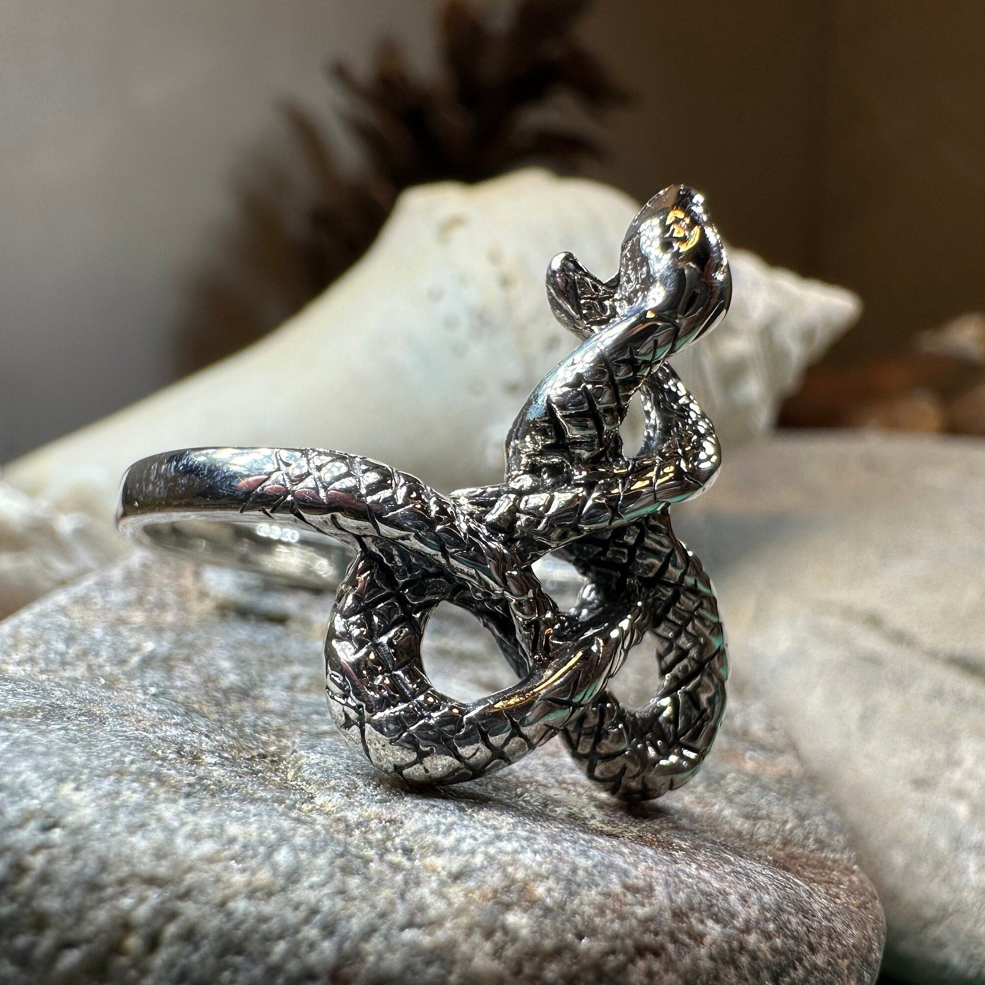 Crynoch Celtic Snake Ring