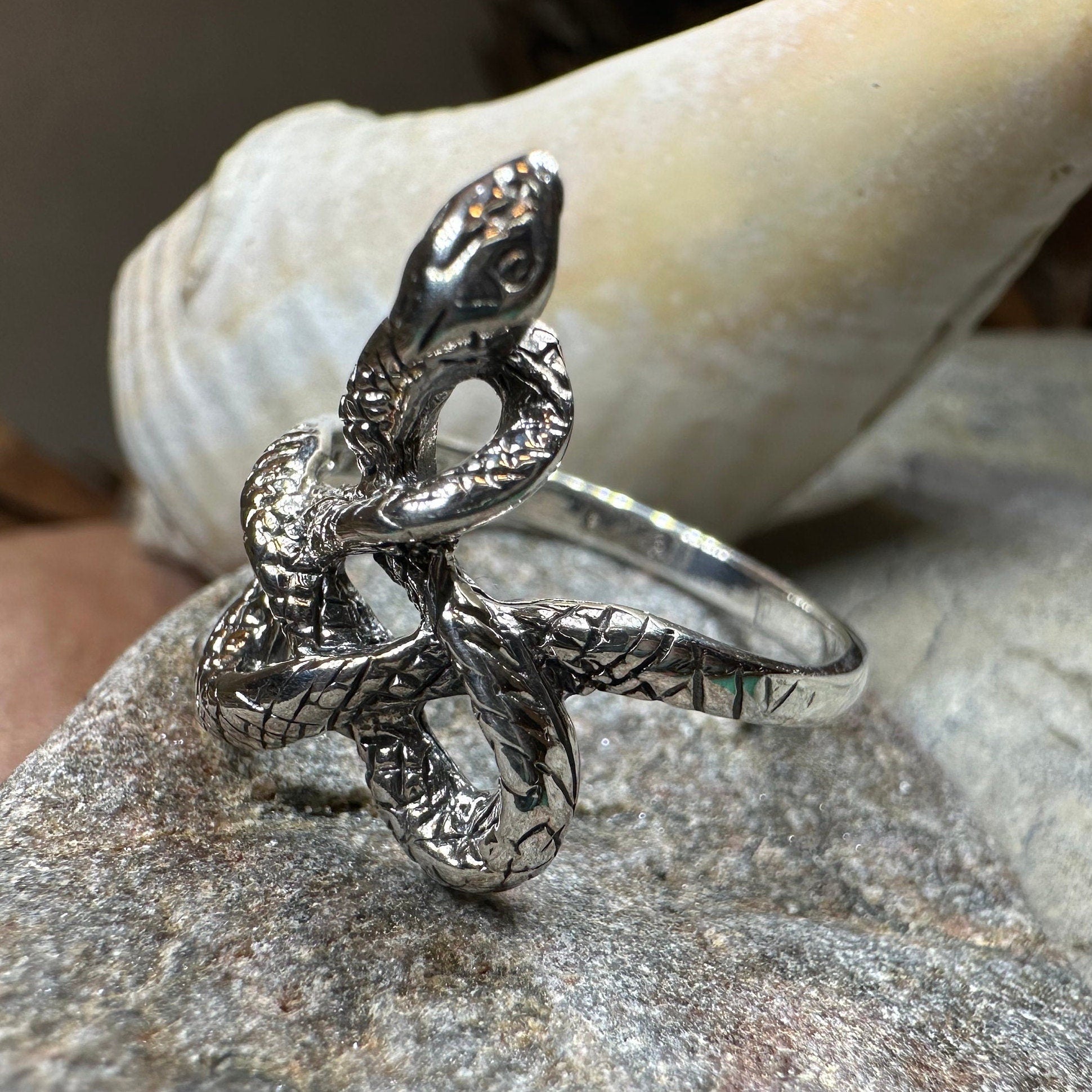 Crynoch Celtic Snake Ring