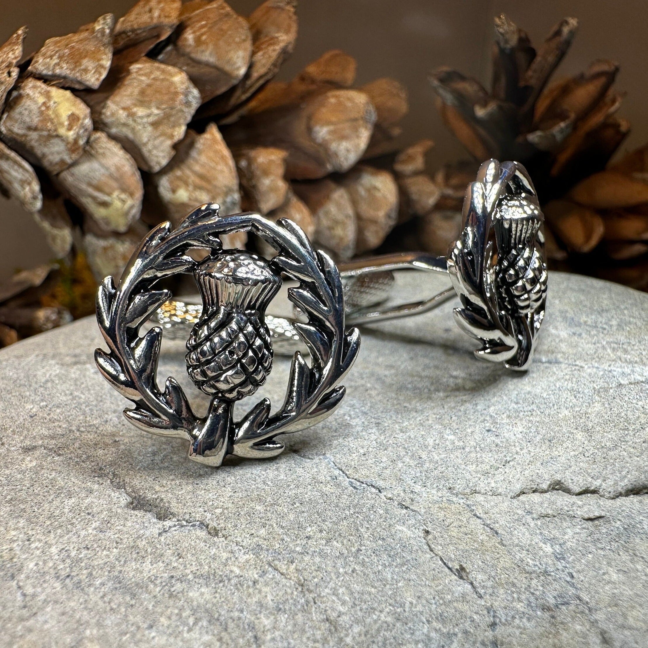 Thistle Wreath Cuff Links