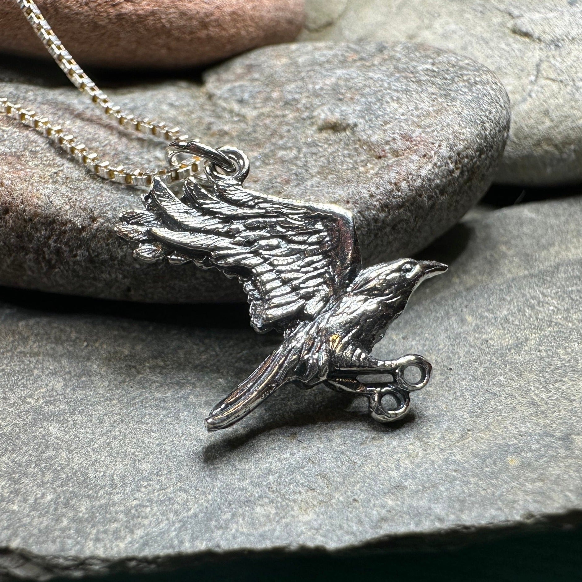 Eòlas Raven Necklace
