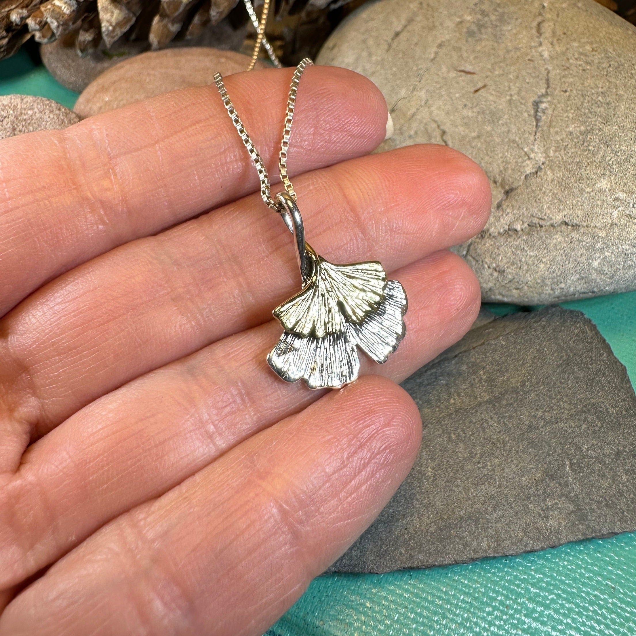 Serene Gingko Necklace