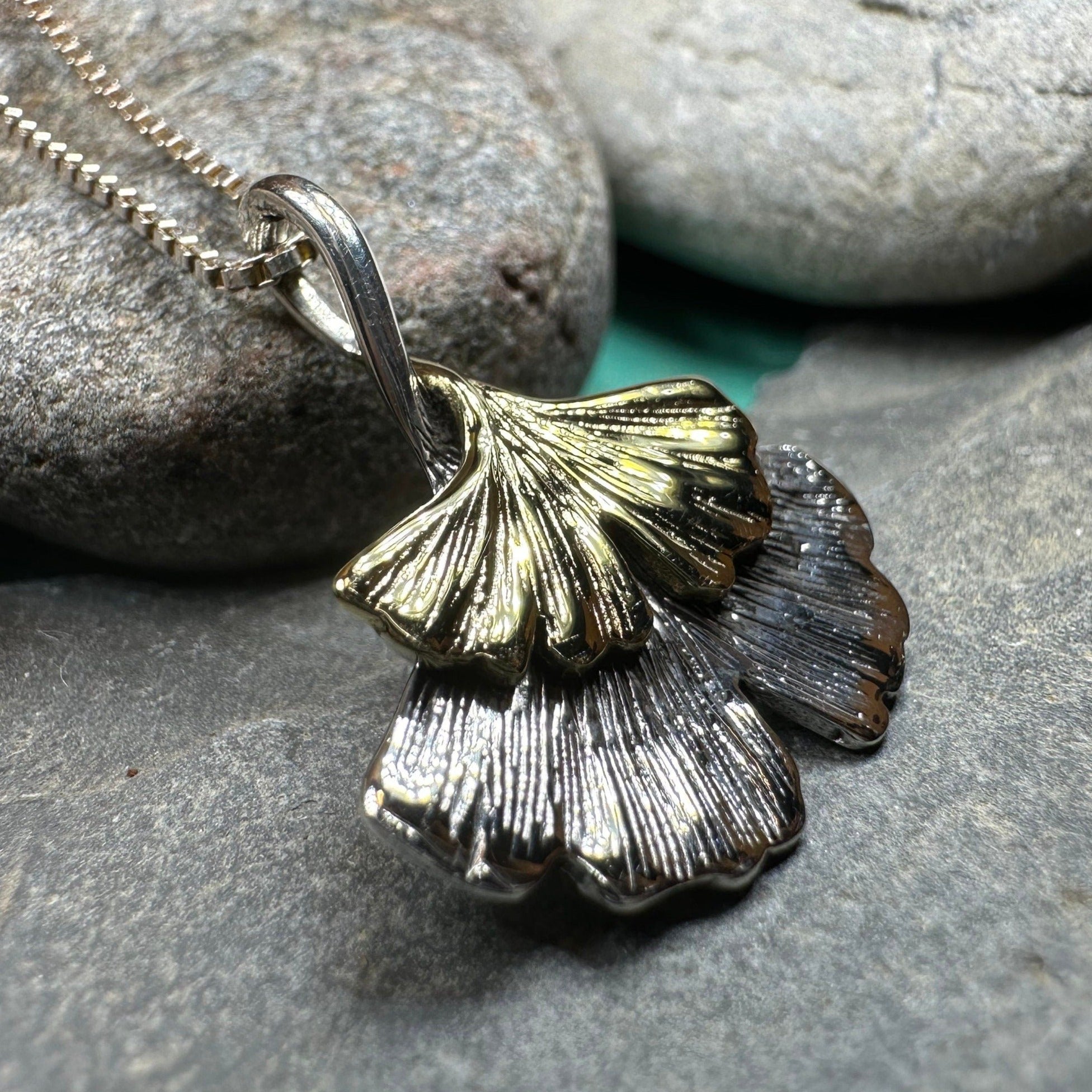 Serene Gingko Necklace