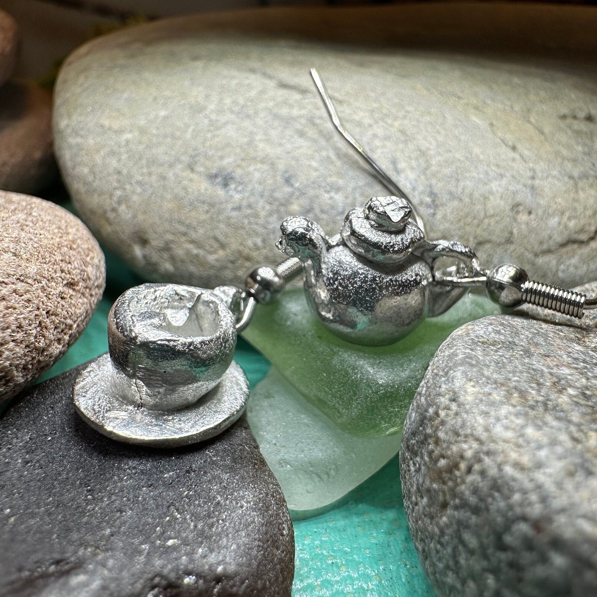 Spot O' Tea Teapot & Cup Earrings