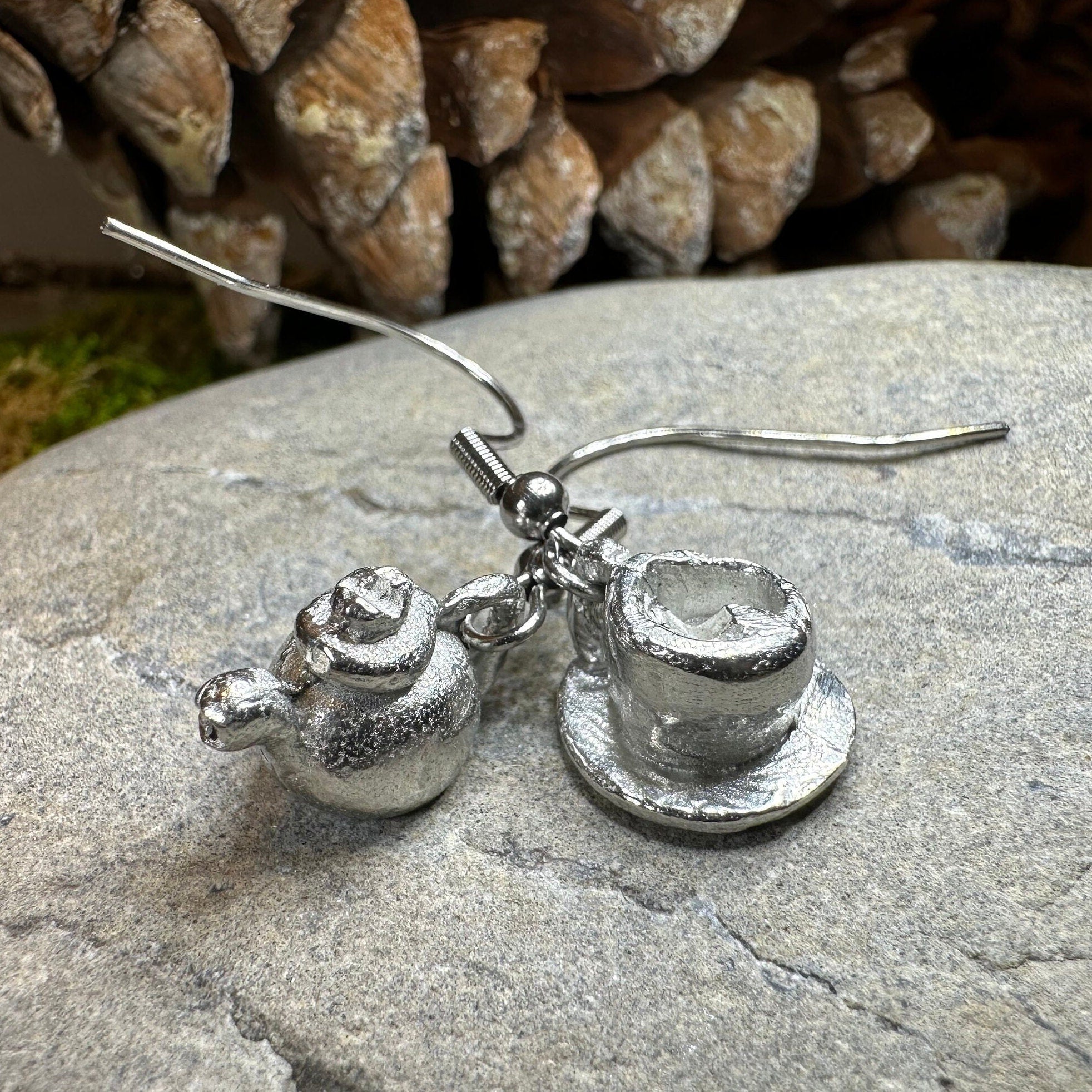 Spot O' Tea Teapot & Cup Earrings