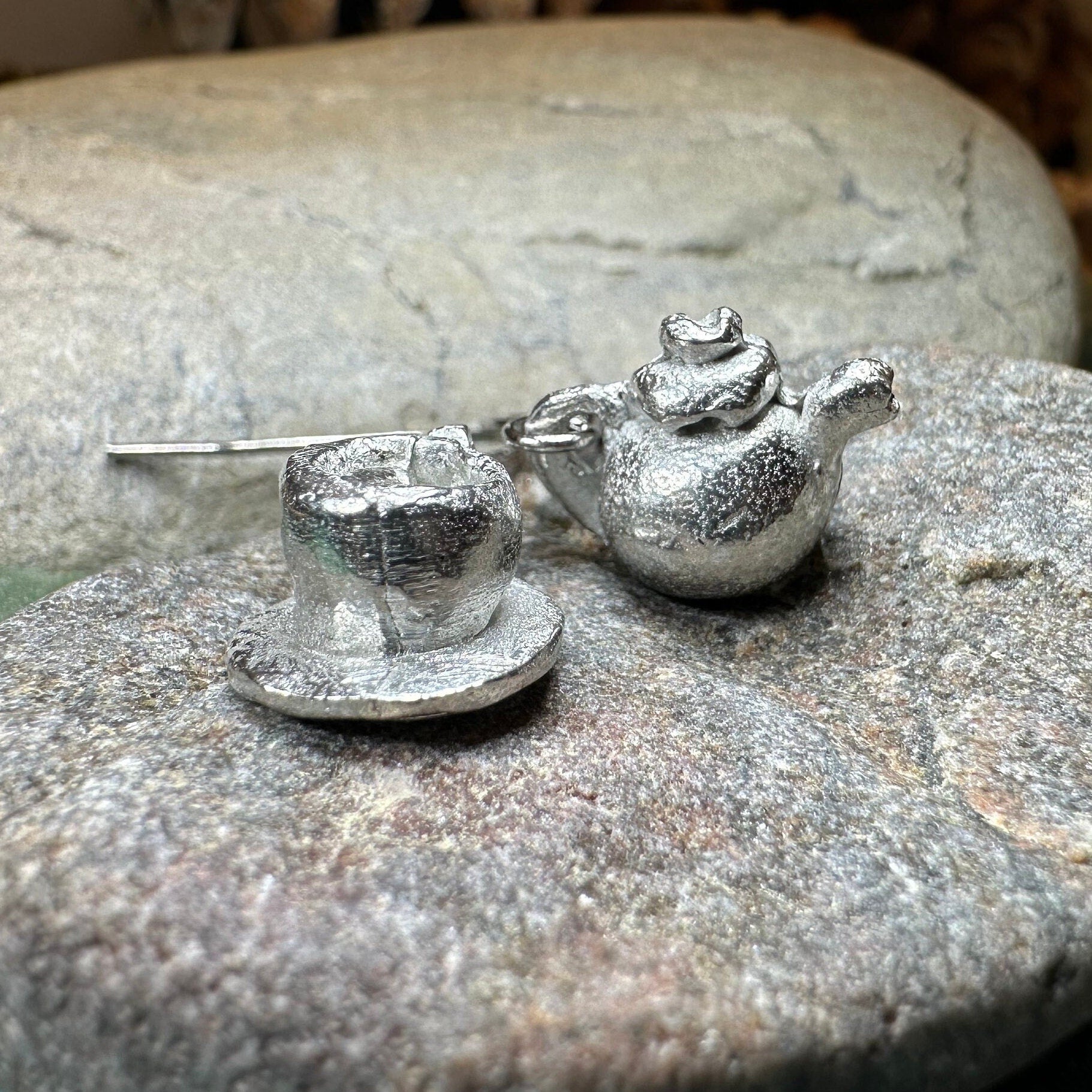 Spot O' Tea Teapot & Cup Earrings