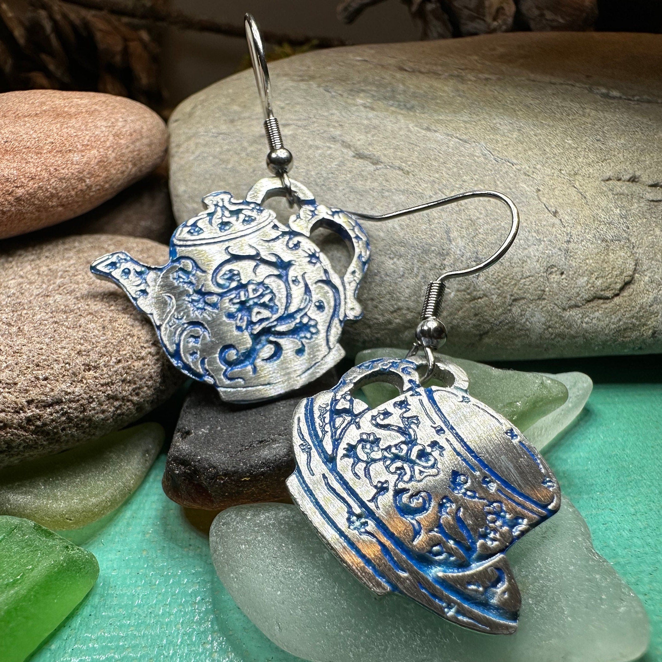 Old Fashioned Teapot & Cup Earrings