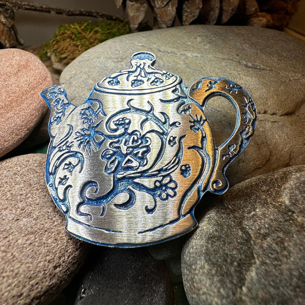 Old Fashioned Teapot Brooch