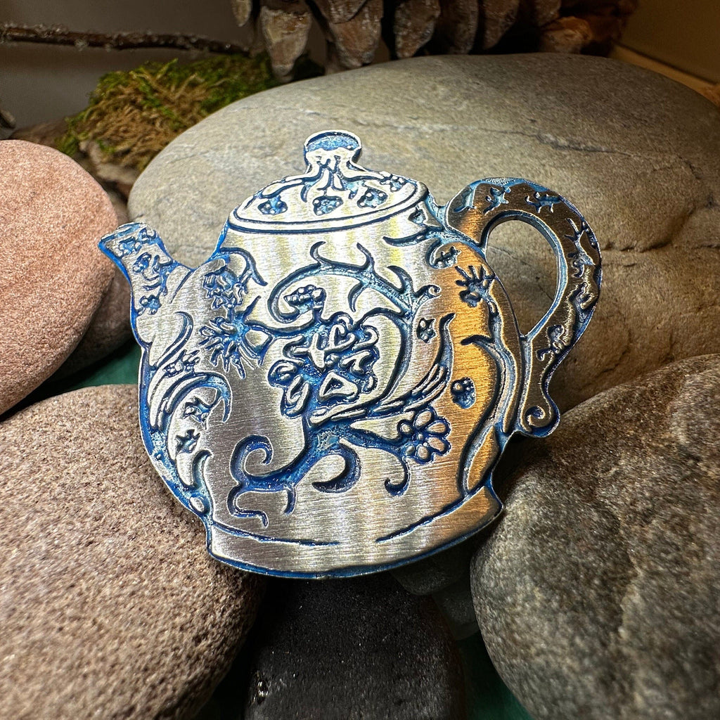 Old Fashioned Teapot Brooch