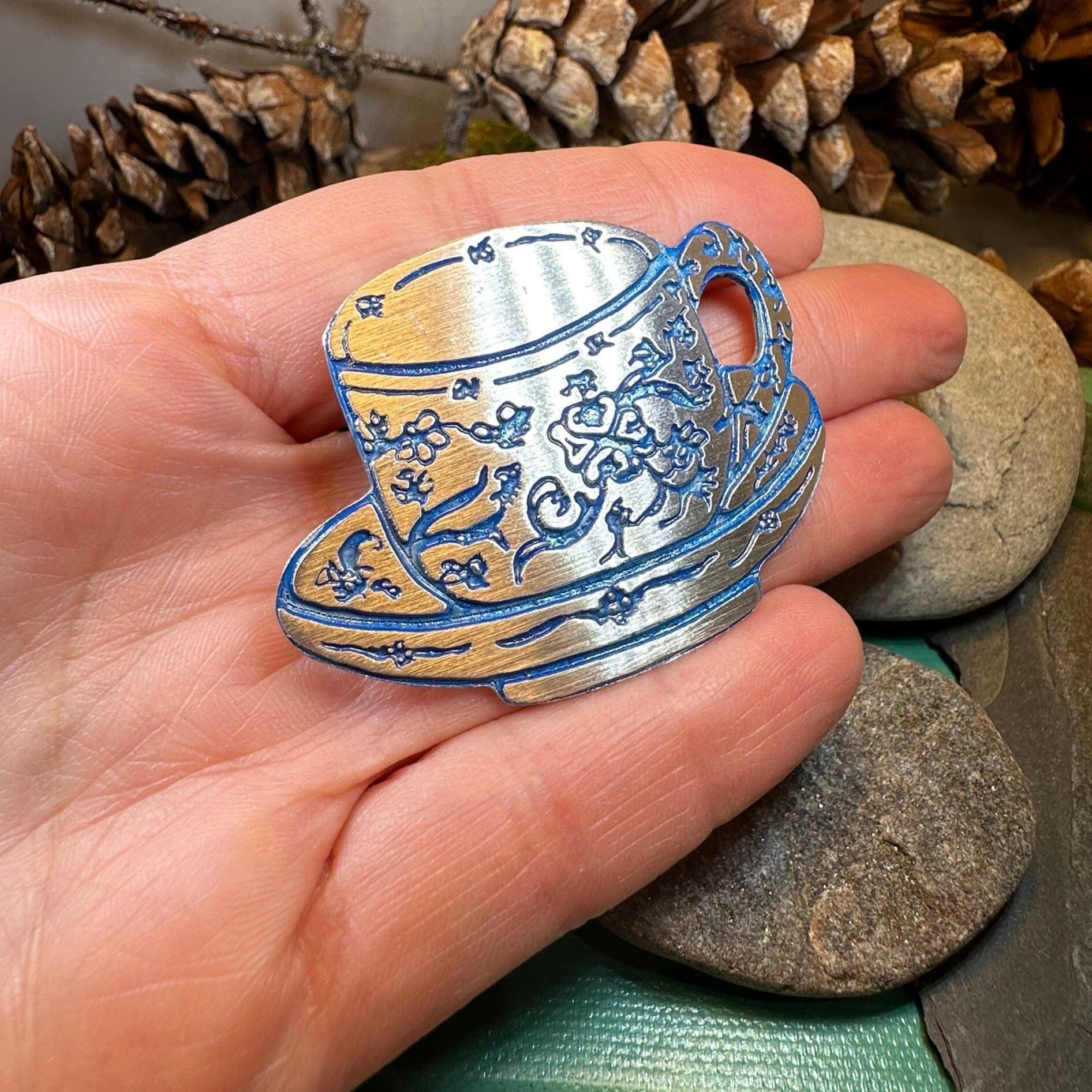 Old Fashioned Teacup Brooch