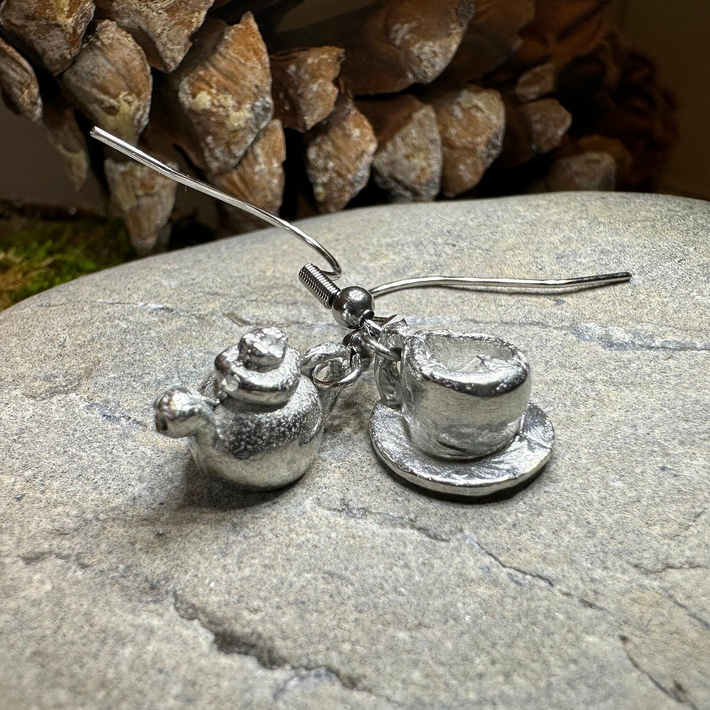 Spot O' Tea Teapot & Cup Earrings
