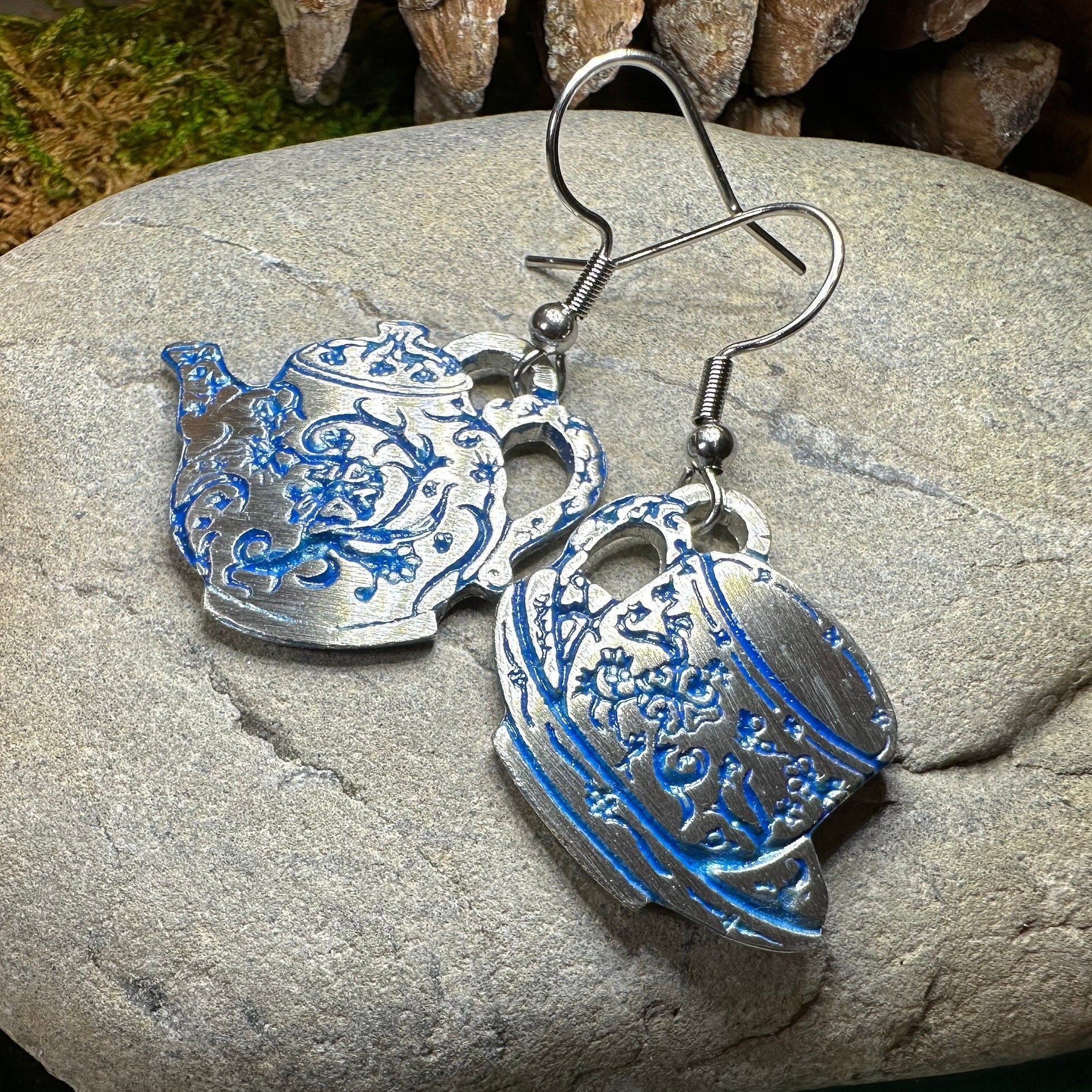 Old Fashioned Teapot & Cup Earrings