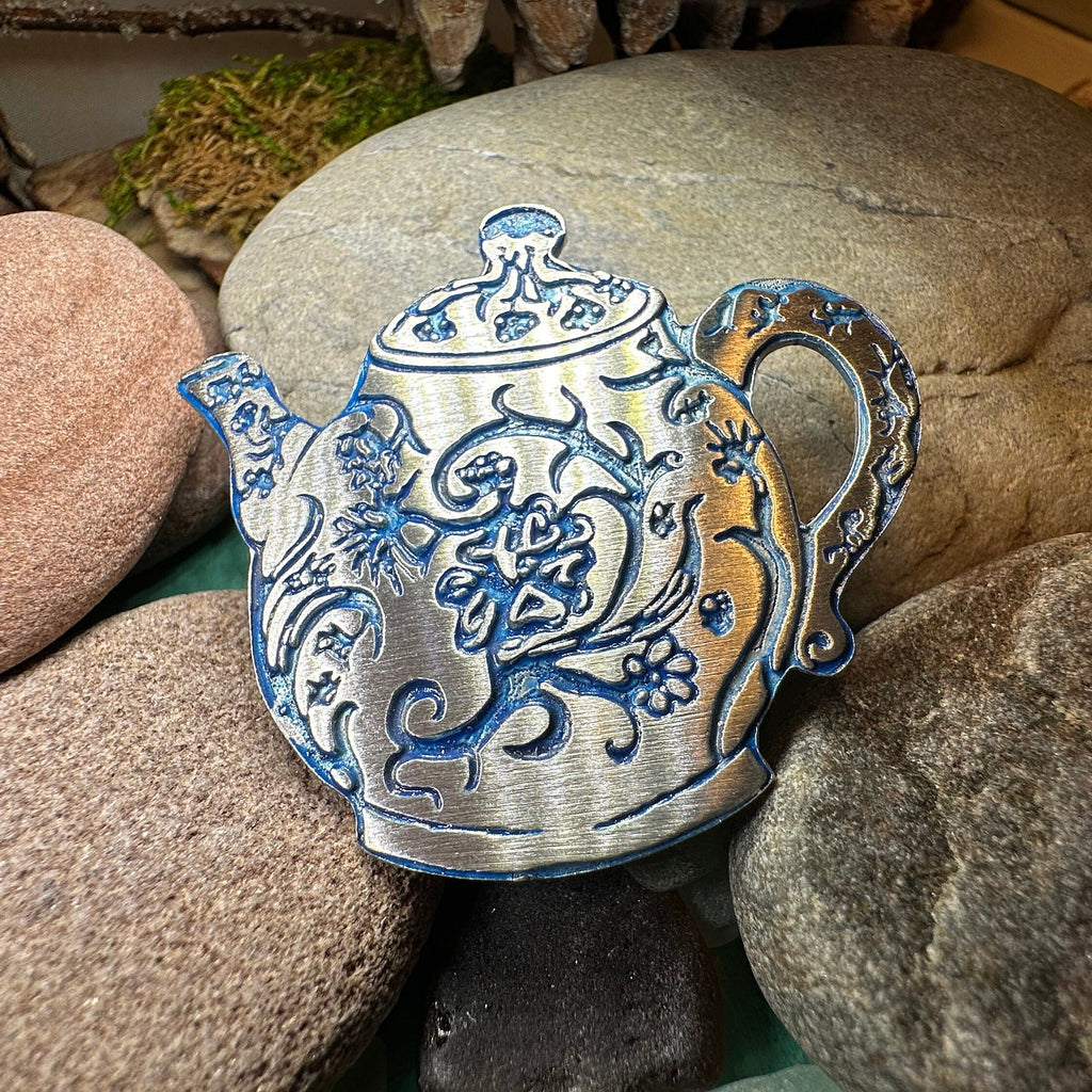 Old Fashioned Teapot Brooch