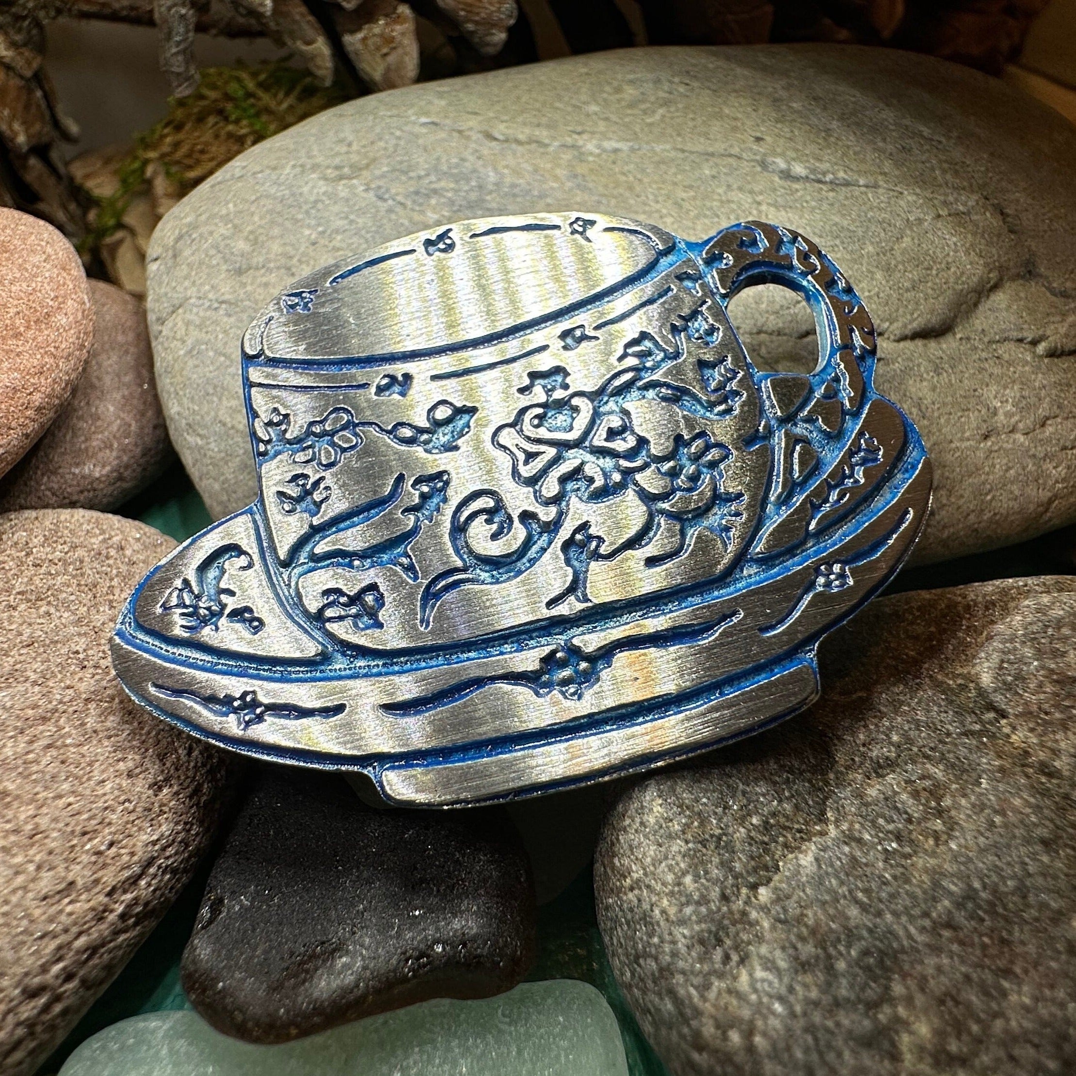 Old Fashioned Teacup Brooch