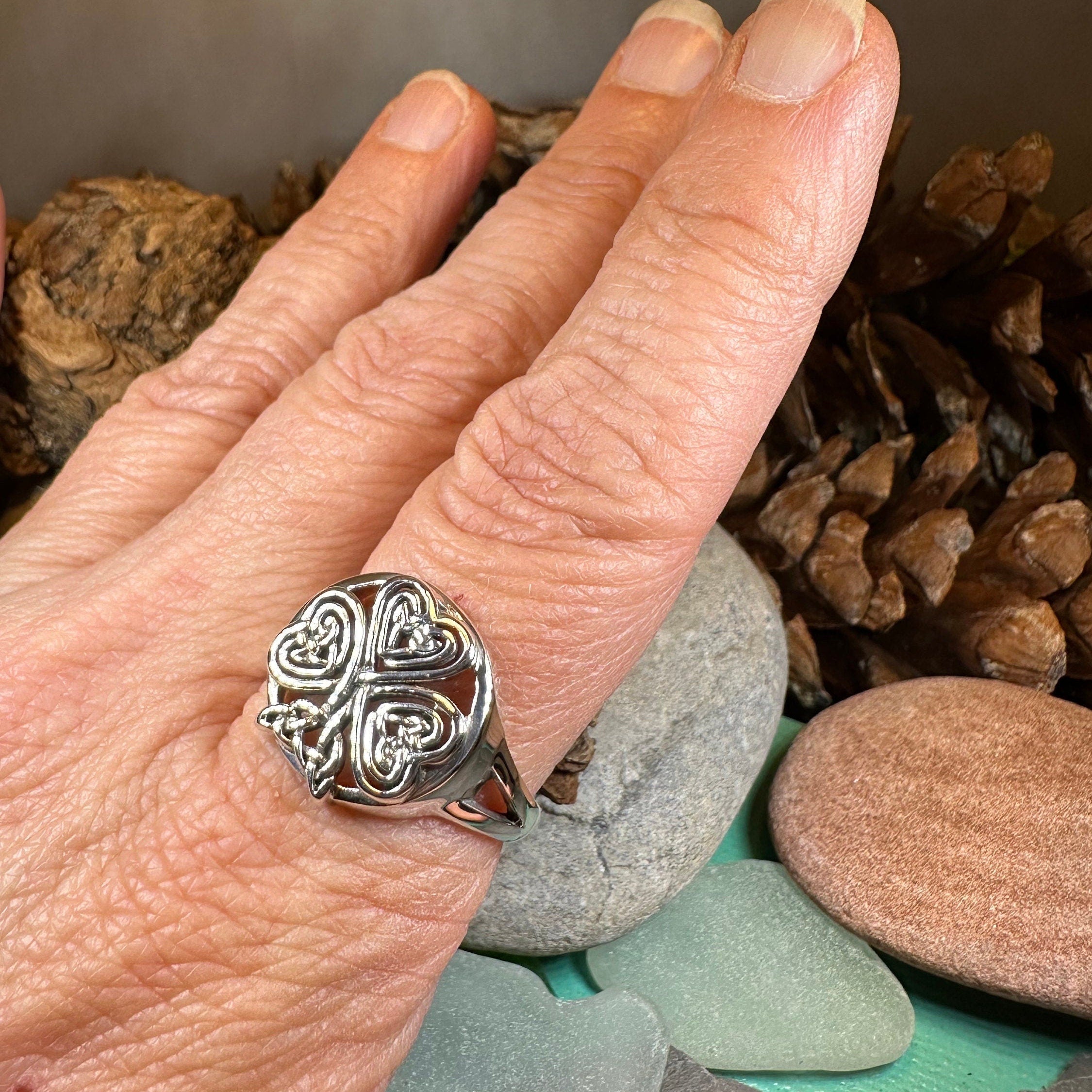 Celtic Knot Shamrock Ring