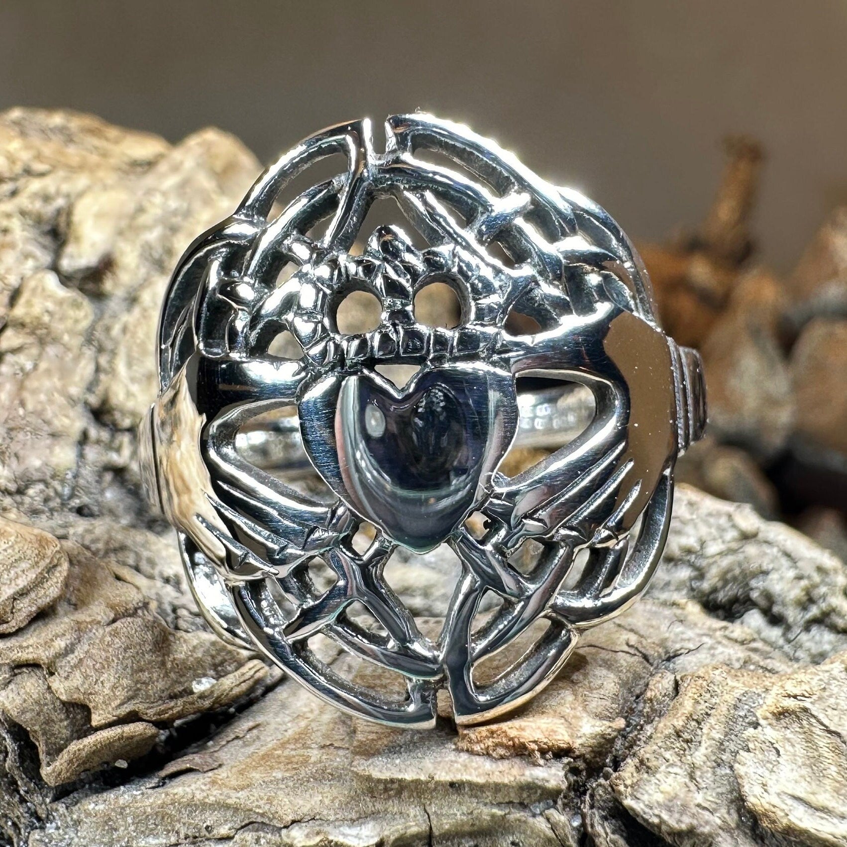 Irish Lace Claddagh Ring