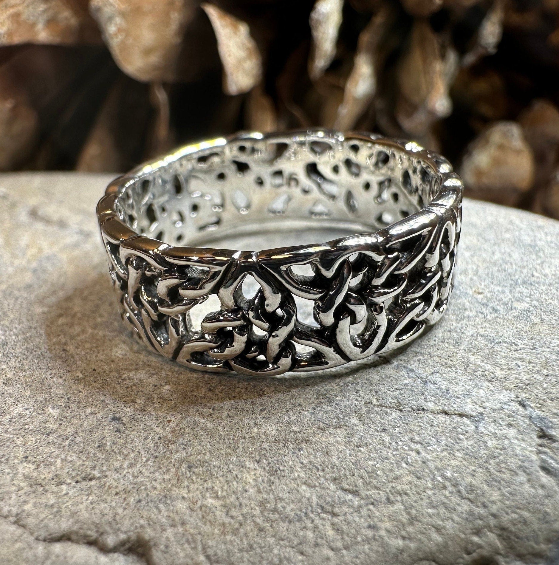 Trinity Knot Band Ring