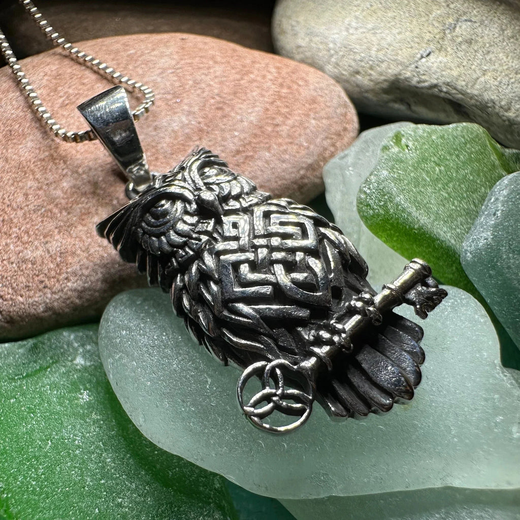 Elin Owl Necklace