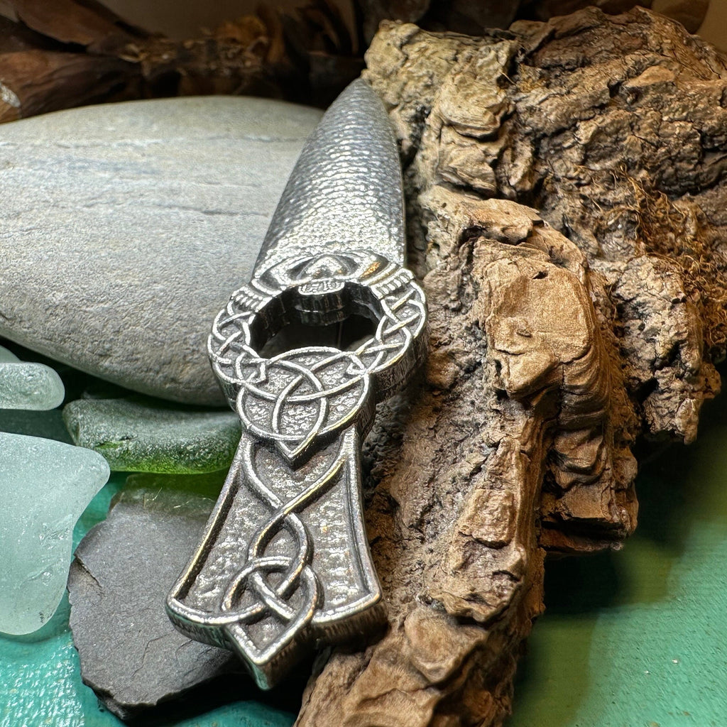 Irish Claddagh & Trinity Knot Kilt Pin