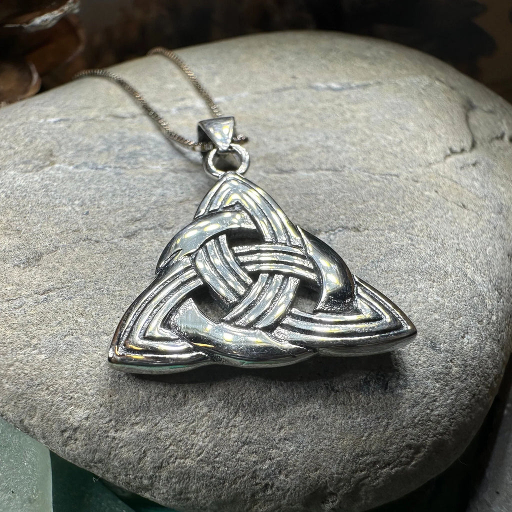 Classic Trinity Knot Necklace