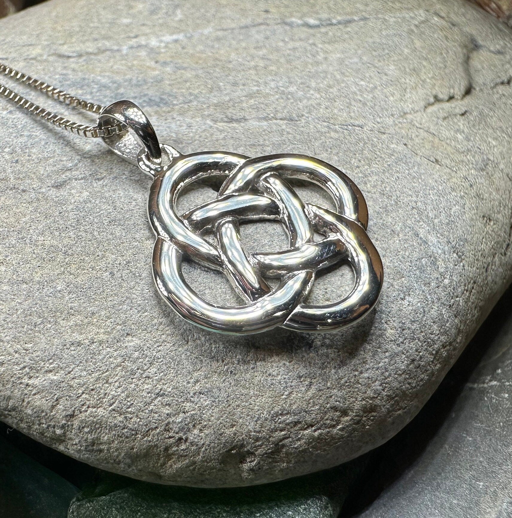 Celtic Strength Dara Knot Necklace