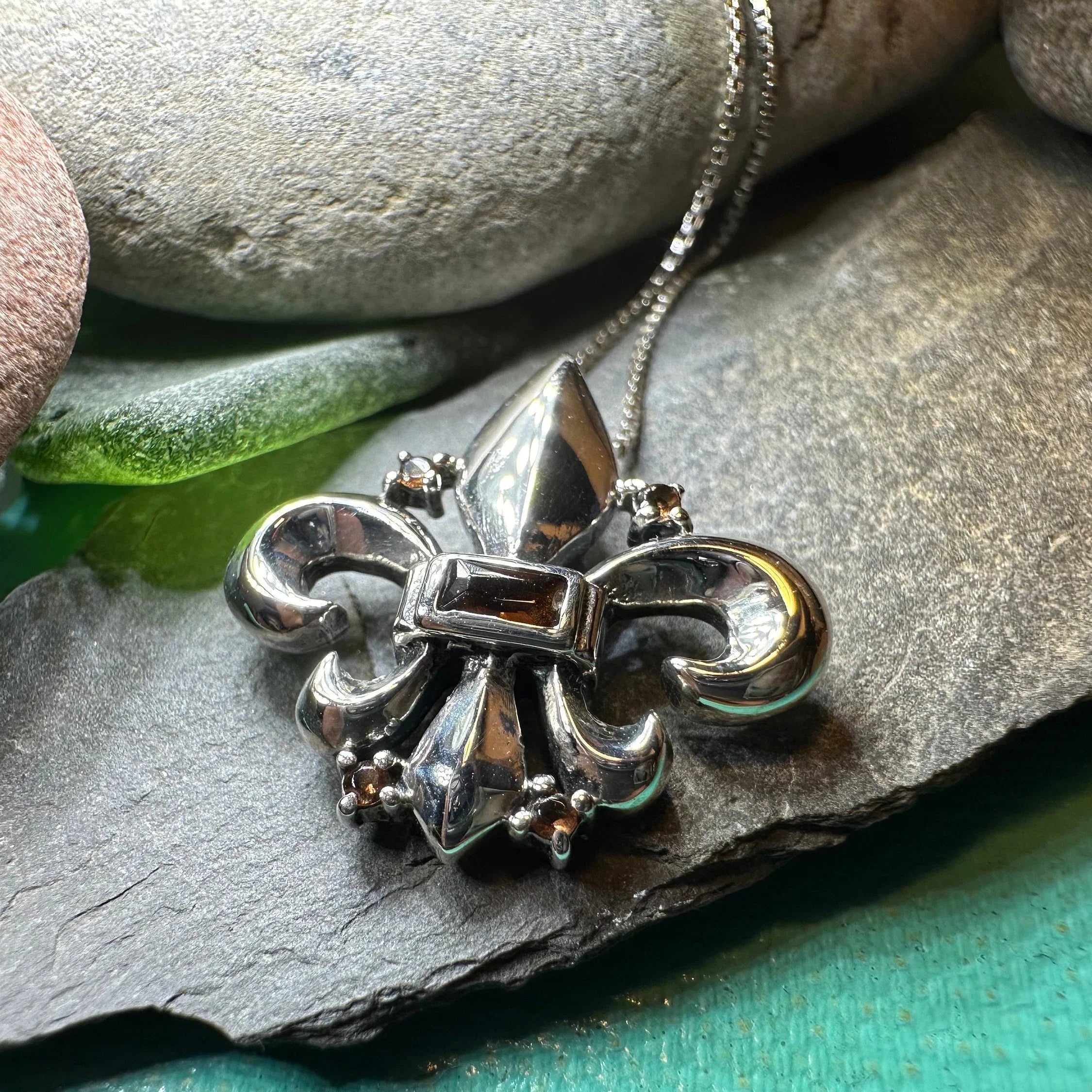 Garnet Fluer De Lis Necklace