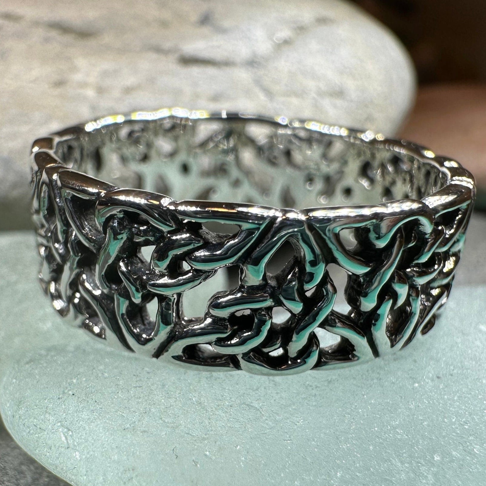 Trinity Knot Band Ring