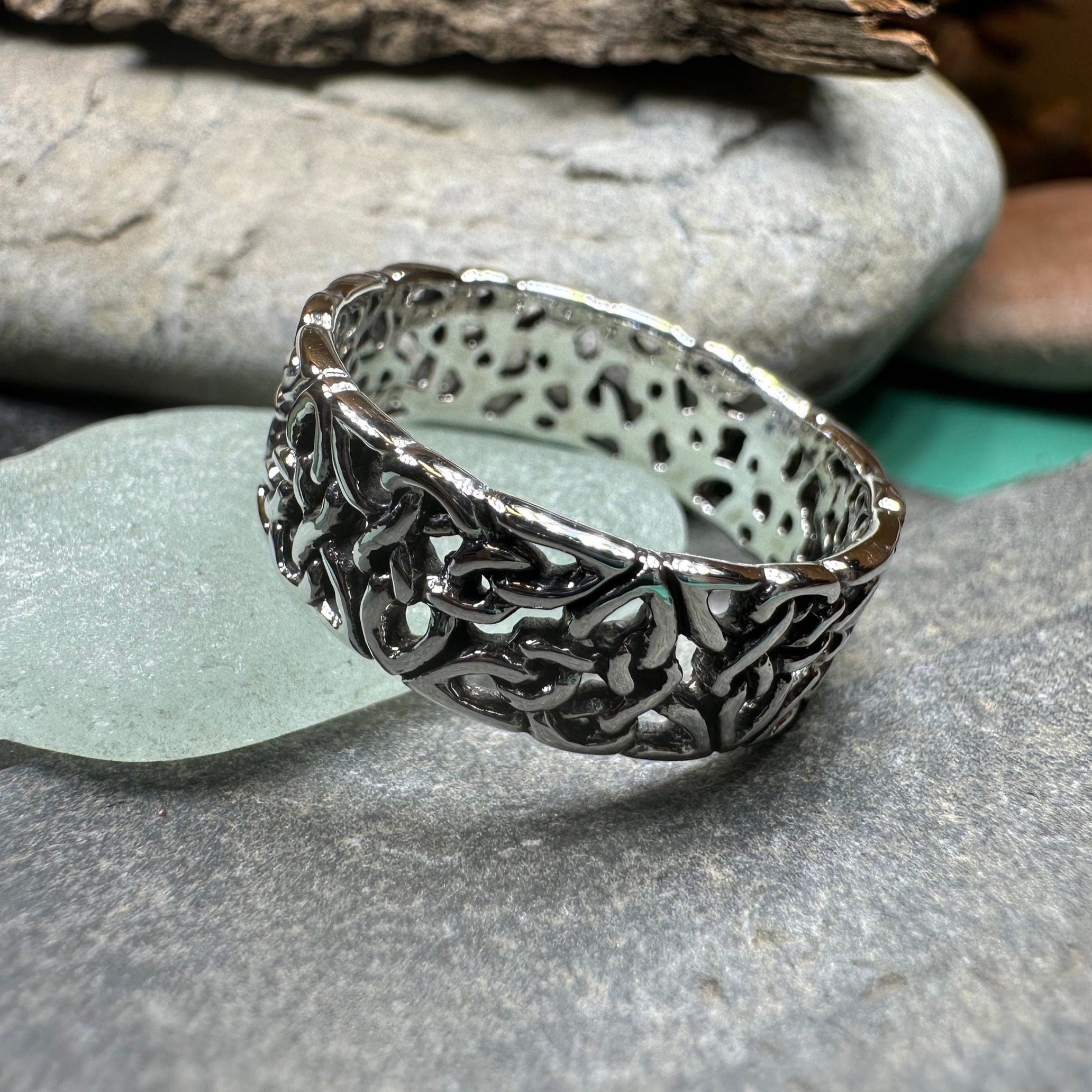 Trinity Knot Band Ring